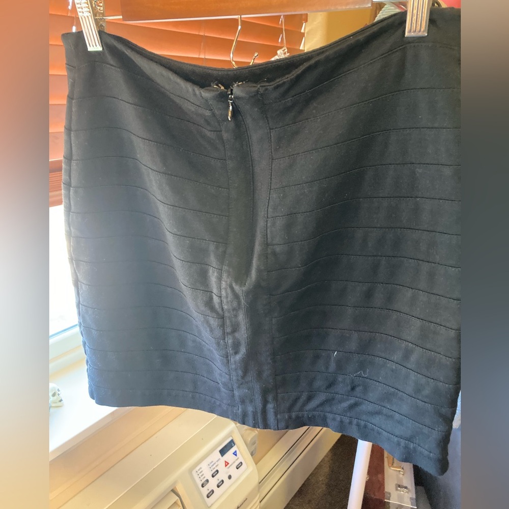 Express body con skirt size 10 - Picture 2 of 6